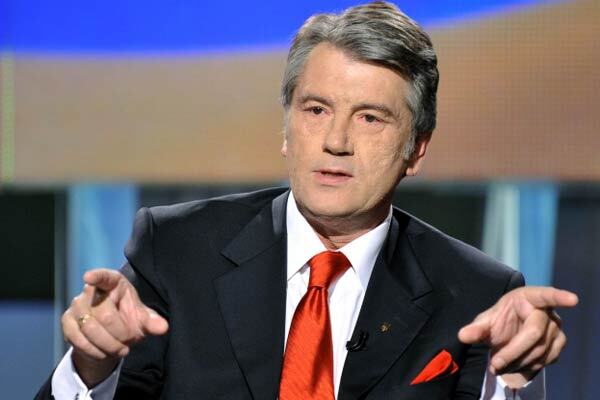 Ющенко не відкликатиме свою Конституцію з парламенту
