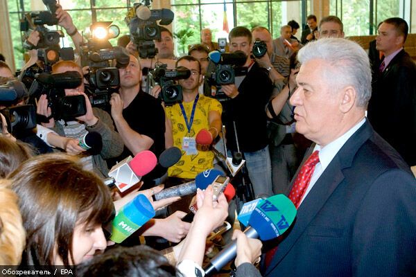 Президент Молдовы распустил парламент и назначил выборы