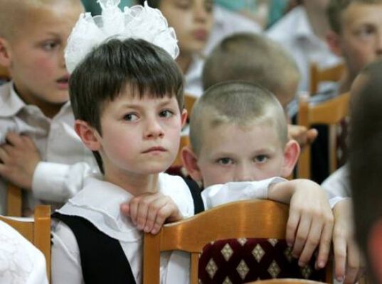 На Івано-Франківщині отруїлися 8 школярів