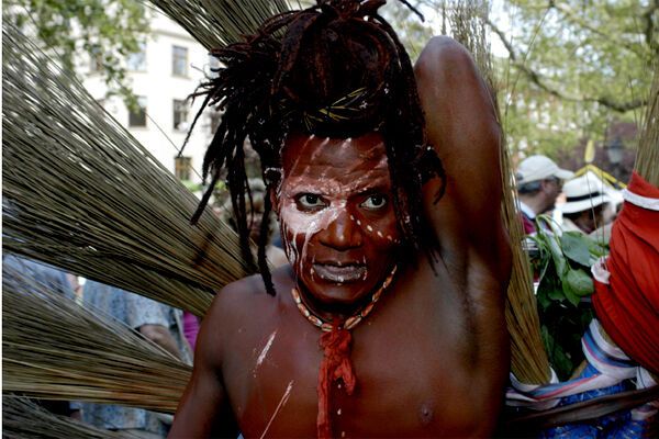 Карнавал культур в Берлине собрал более миллиона зевак