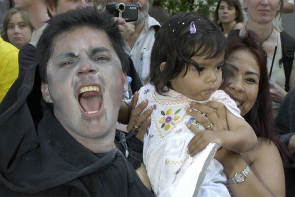 Карнавал культур в Берлине собрал более миллиона зевак