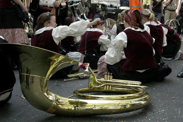 Карнавал культур в Берлине собрал более миллиона зевак