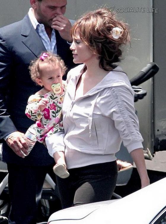 На кого похожа дочь Дженнифер Лопес?