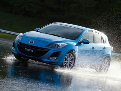 Mazda отзывается новое поколение Mazda3
