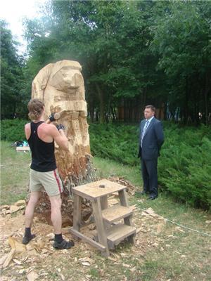 У Черкасах відкрився фестиваль дерев’яної скульптури