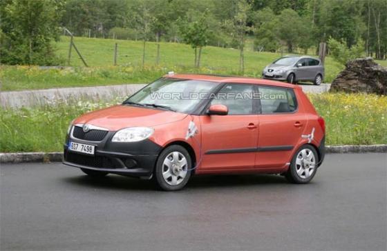 Появились первые фото новой Skoda Fabia