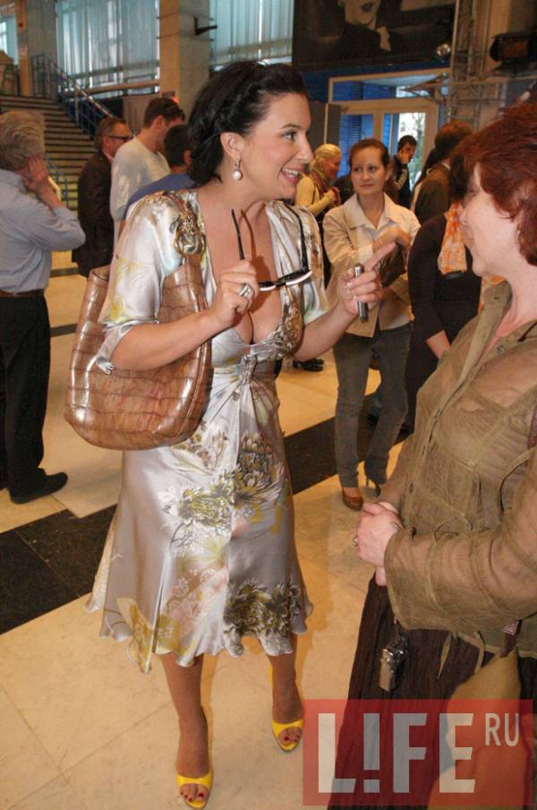 Екатерина Гусева прилюдно изменила мужу 