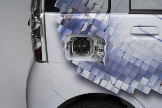 Subaru начала продажу электрокаров, подзаряжаемых от розетки