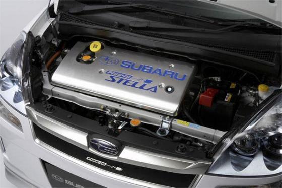 Subaru начала продажу электрокаров, подзаряжаемых от розетки