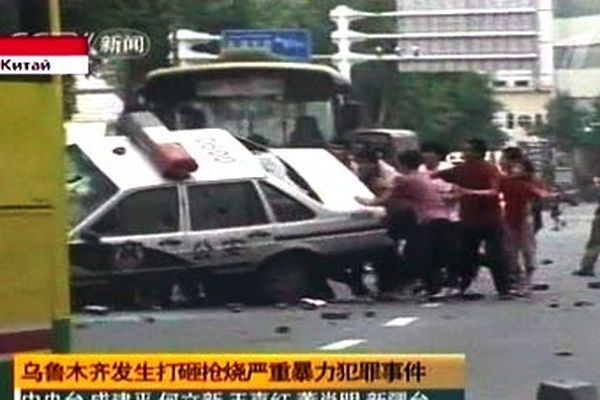 У зіткненнях в Китаї загинули 184 людини