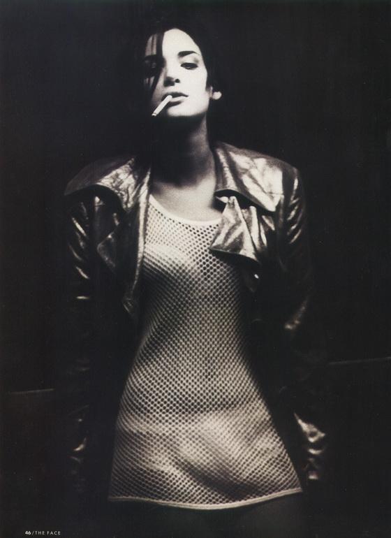 Вайнона Райдер топлесс и с достоинством в трусах