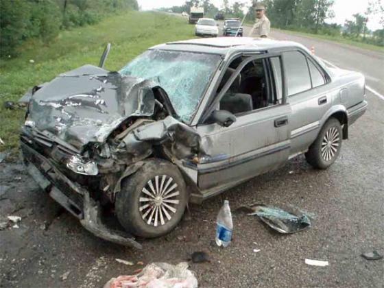 ГАЗ протаранил на встречной Toyota, пострадали 7 человек