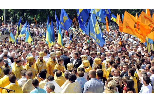 Українська ідея - козаки з поляками проти росіян