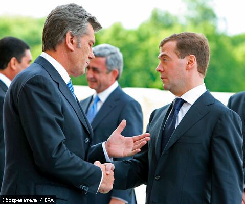Ющенко проигнорировал приглашение Медведева