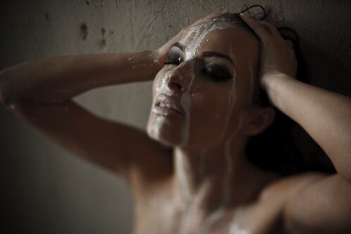 Надежда Грановская обнажилась ради сборника стихов