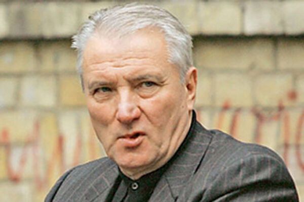 У Ющенко появится свой человек в церкви