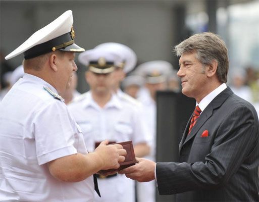 Президент привітав моряків з професійним святом