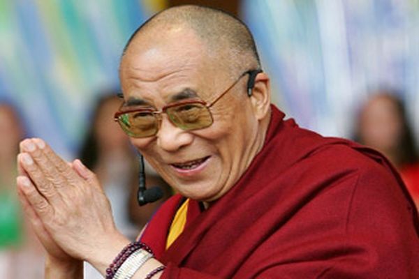 Далай-лама готовится дожить до столетнего юбилея