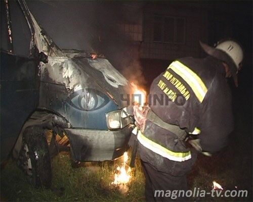 За ночь в столице сгорело четыре авто (ФОТО)