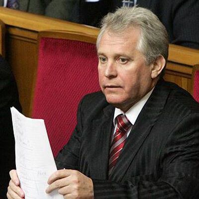Регионалы объявили ультиматум Медведько