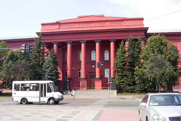 Главный университет страны побил рекорд