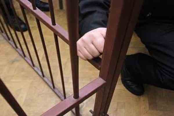 Суд лишил россиянина татуированной свастики
