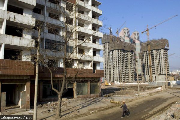 Украина сократила инвестиции в основной капитал почти на 50%