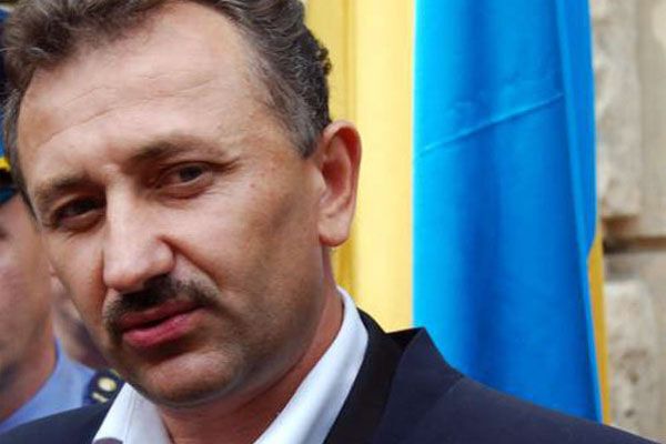 Зварич подав до суду на Ющенка