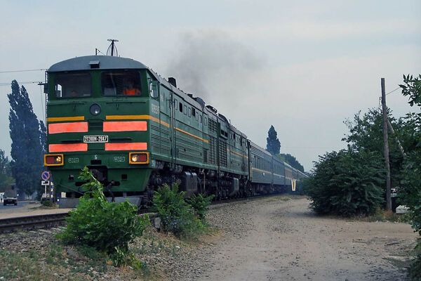 На Дніпропетровщині зіткнулися потяг і локомотив