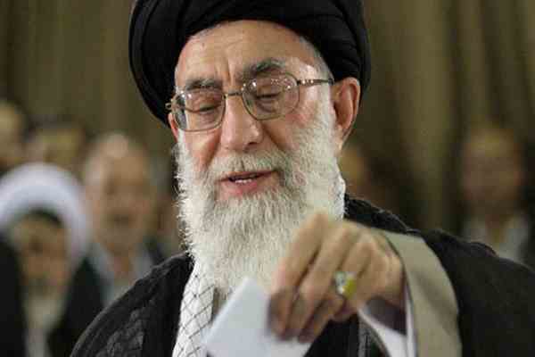 Духовний лідер Ірану не вірить у вплив Заходу на опозицію