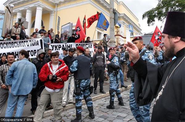 Патріарх Кирило назвав мітинги проти його візиту замовними