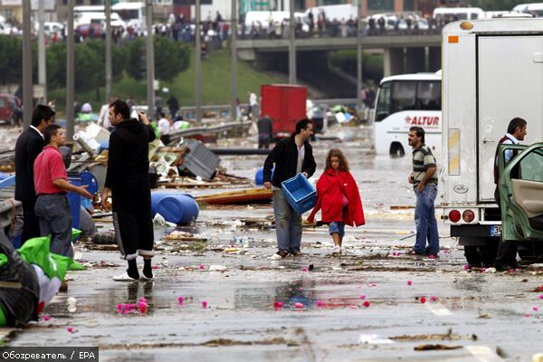Турция считает убытки от сильнейшего наводнения