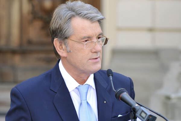Ющенко назвал МВД и Генпрокуратуру шайкой