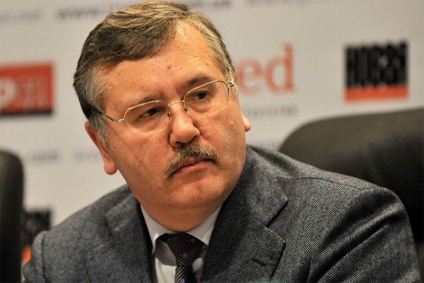 Гриценко послав політтехнологів ... в Гондурас