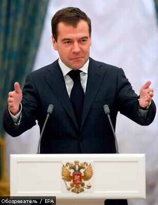 Медведев призывает не форсировать вступление Украины в НАТО