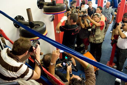 Открытая тренировка Виталия Кличко (фоторепортаж)