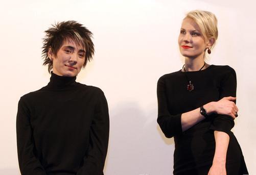 Рената Литвинова и Земфира поженились!