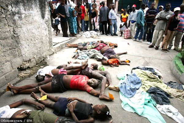 Тысячи людей заживо погребены под завалами на Гаити (ФОТО)