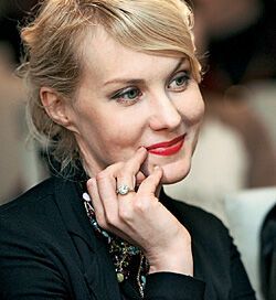 Рената Литвинова попалась на взятке