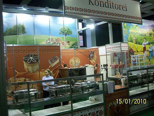 Украинский стенд на выставке в Берлине арестовали (ФОТО)