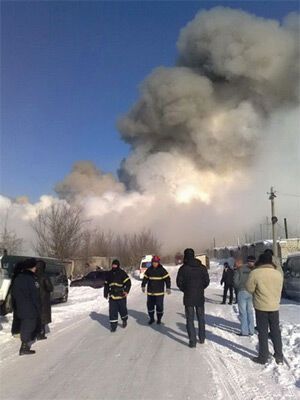 У Луганську горів завод (ФОТО)