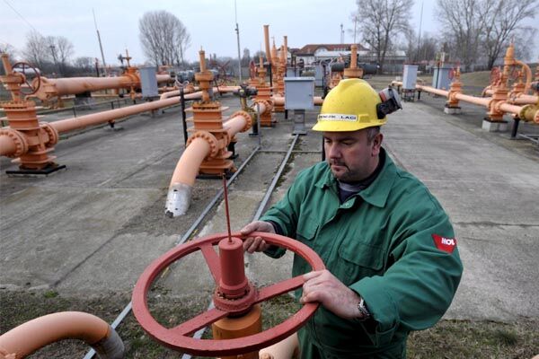 Венгрия переходит на немецкий газ