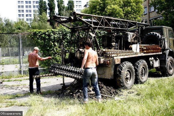 Жители центра Киева подрались с застройщиками дома 