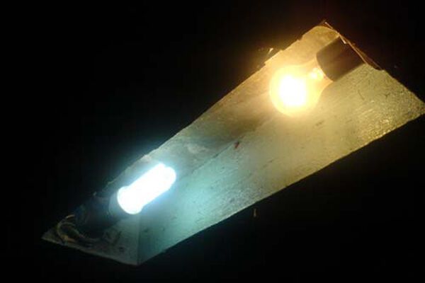 В Таджикистане лампочки на лампочке не оставят