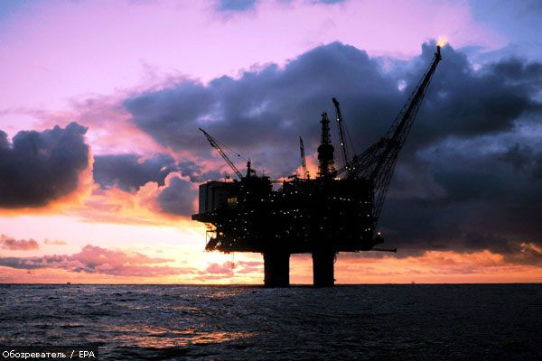 Нефтегазовому сектору СНГ достанется от кризиса