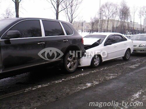 ДТП на Окружной усложнило движение транспорта (ФОТО)