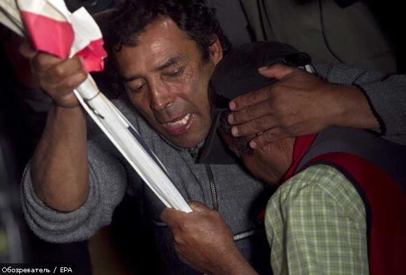 Чилийских шахтеров поднимают на поверхность. ВИДЕО, ФОТО