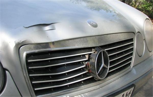 Под Николаевом водитель Mercedes убил 7-летнюю девочку. ФОТО