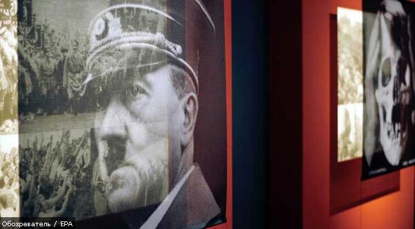 В Берлине открылась выставка "Гитлер и немцы". ФОТО