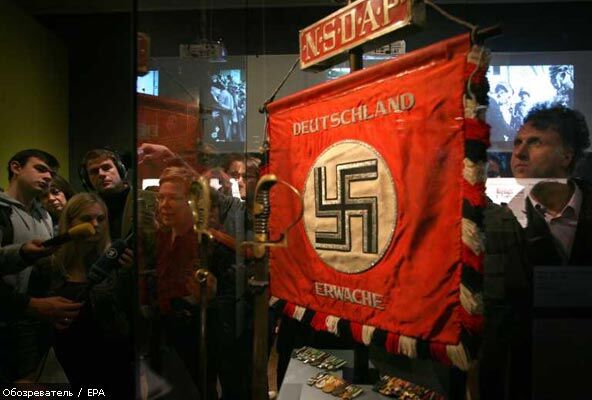 В Берлине открылась выставка "Гитлер и немцы". ФОТО